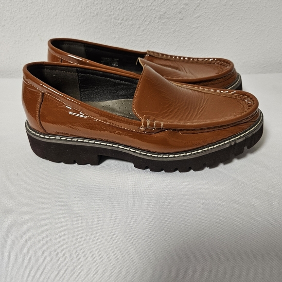 Donald J. Pliner Shoes - Donald Pliner Hope Loafer In Chestnut Brown Size 7.5